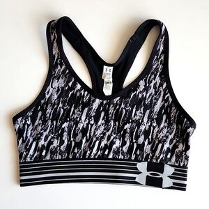 ⭐️3/ $30⭐️ Under Armour Compression Racerback Sports Bra Camo Black White Sz  XS